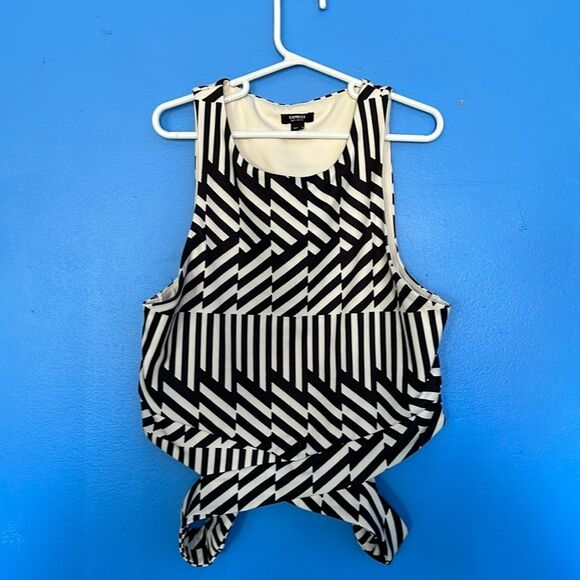 Express Black & White Stripe Body Contour High Neck Cutout Cropped Tank Top - Picture 1 of 3